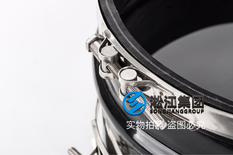 KKT型排水管道卡箍可曲挠橡胶接头产品图 KKT型排水管道卡箍可曲挠橡胶接头产品图